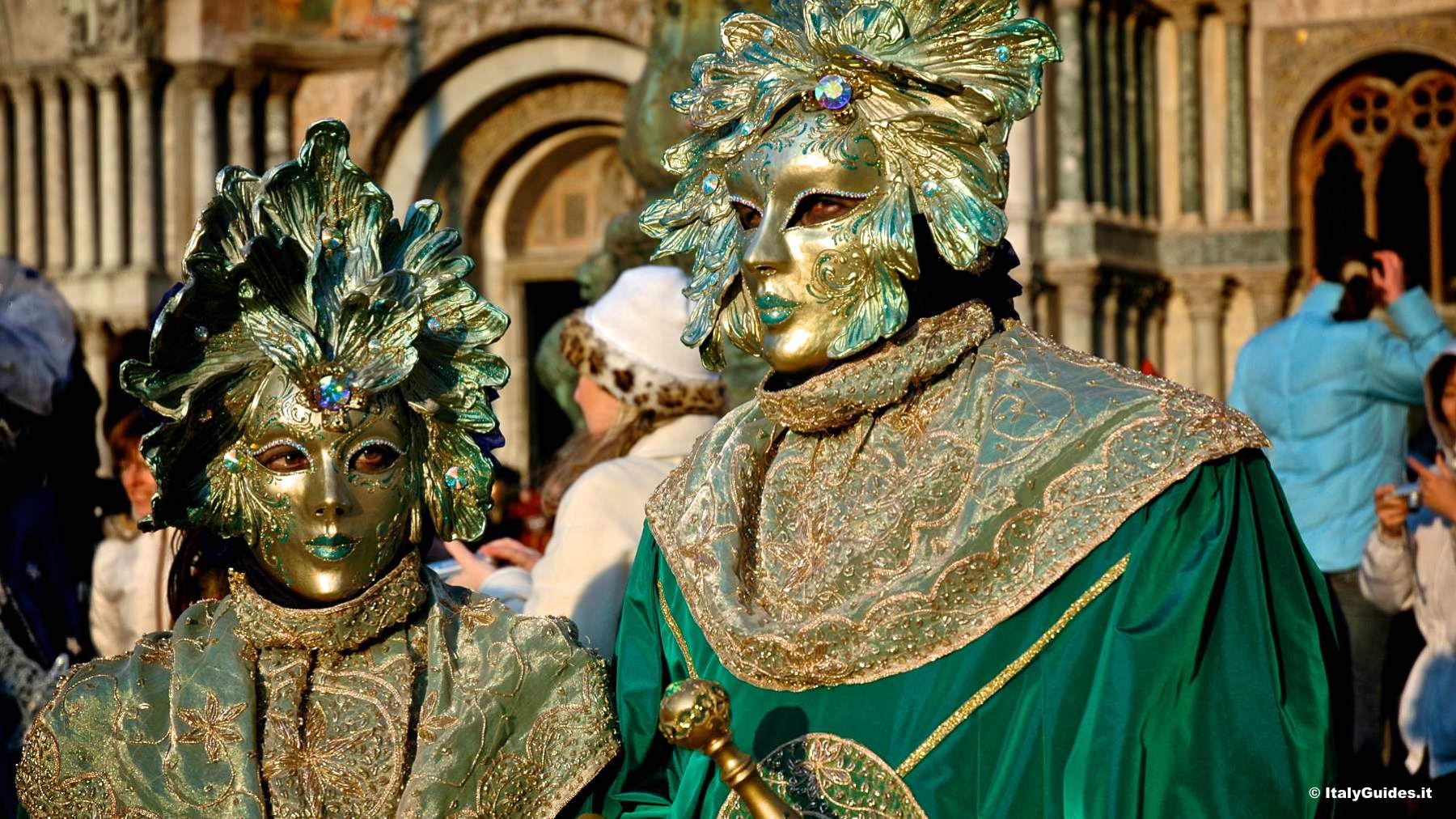 Pictures of Venice Carnival - photo gallery of Venice, Italy ...